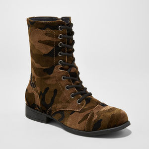 NEW! Mossimo Autumn Velvet Green Camo Combat Boots